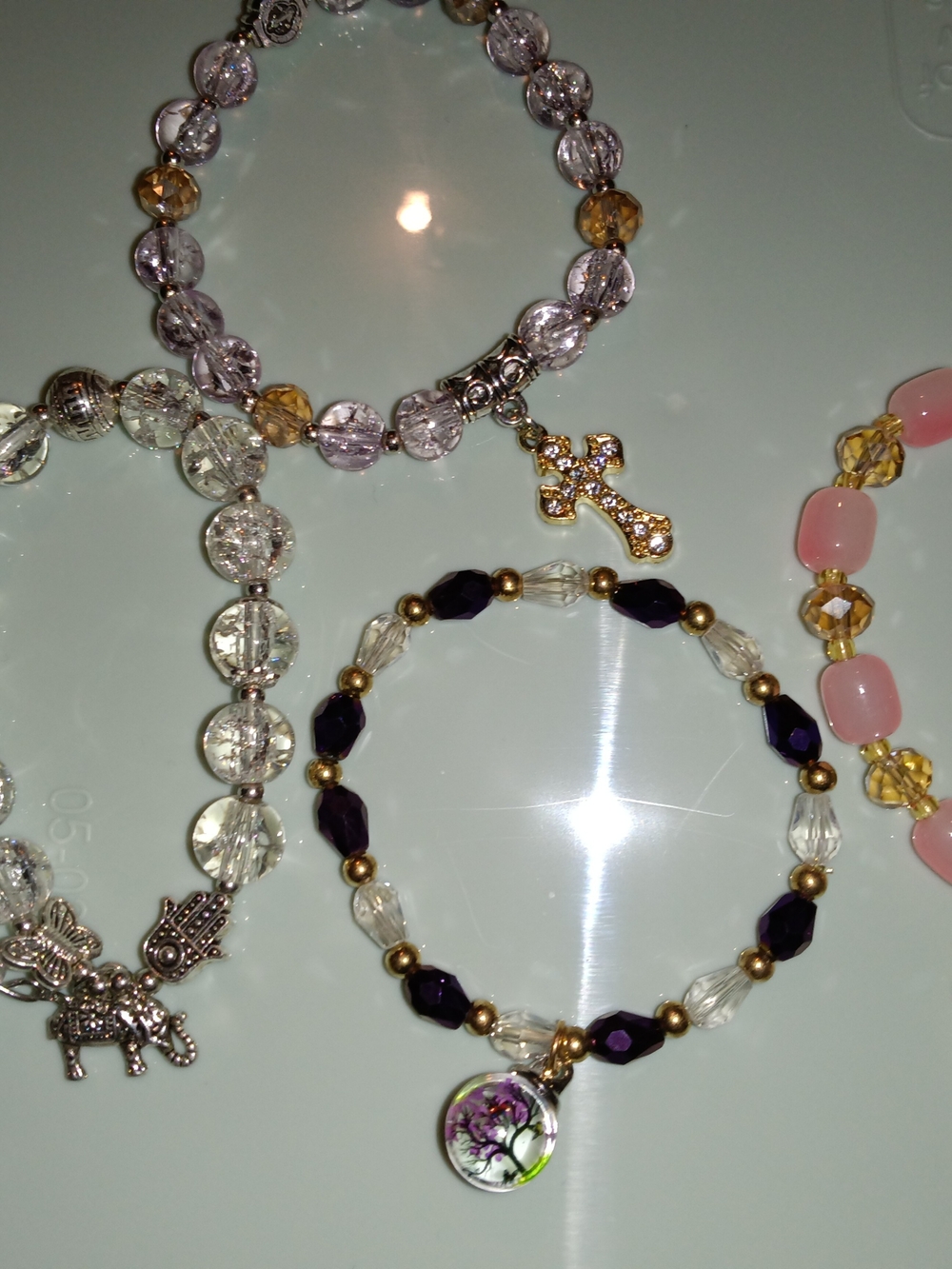 Beautiful Bracelets You Get What's In The Picture